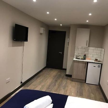 Ferienwohnung Bedfont House Hillingdon Exterior foto